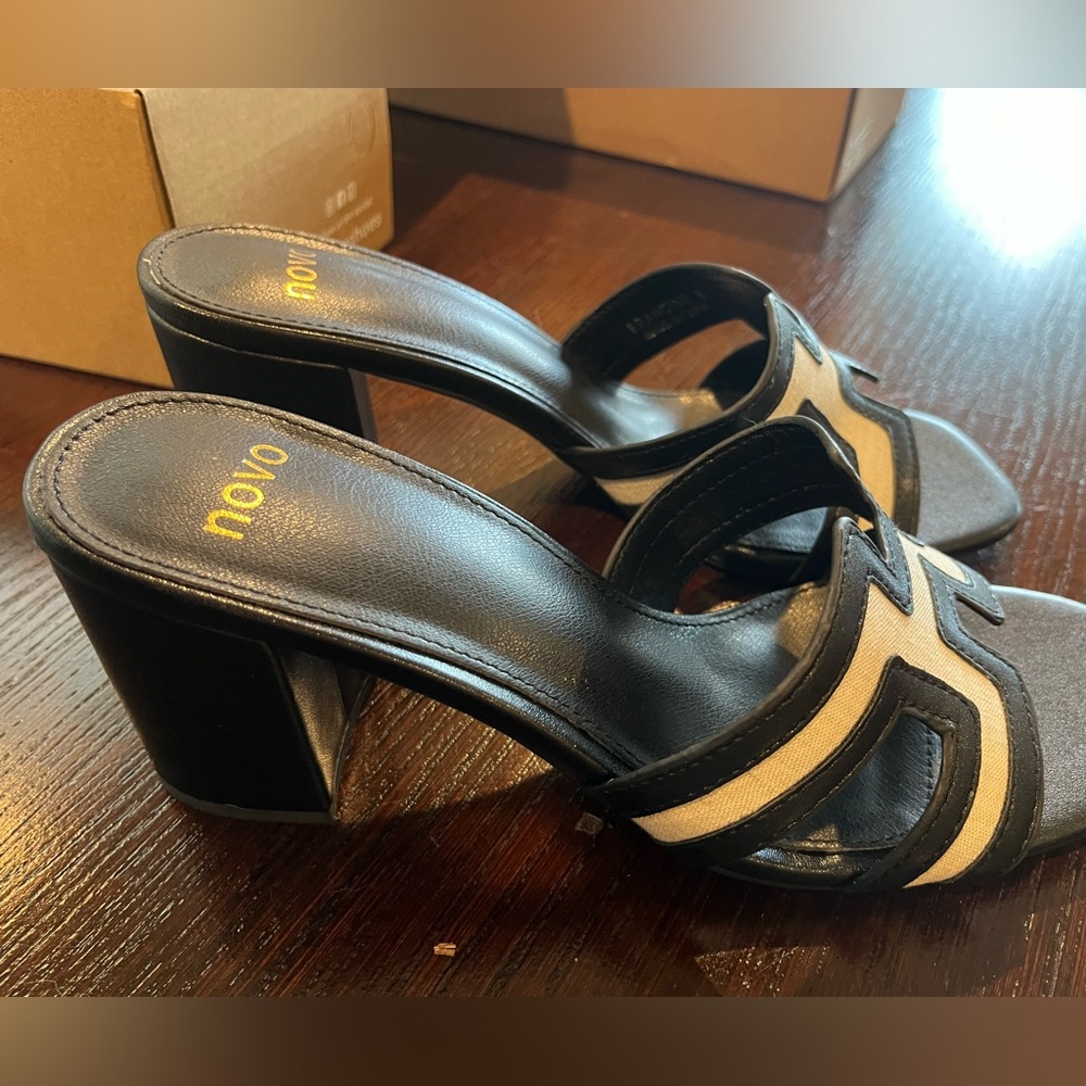 Novo Shoes Women's Heels in Black and Cream BNIB